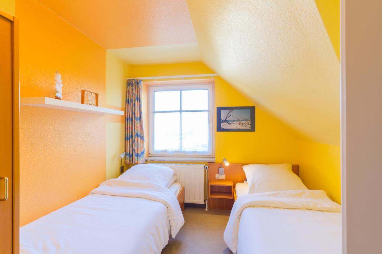 Der Suedschwede ... Dein Gaestehaus Mitten In Zingst Und Nah Zum Strand ภายนอก รูปภาพ